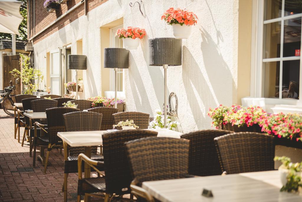 Hotel & Restaurant Zum Vater Rhein Monheim am Rhein Kültér fotó