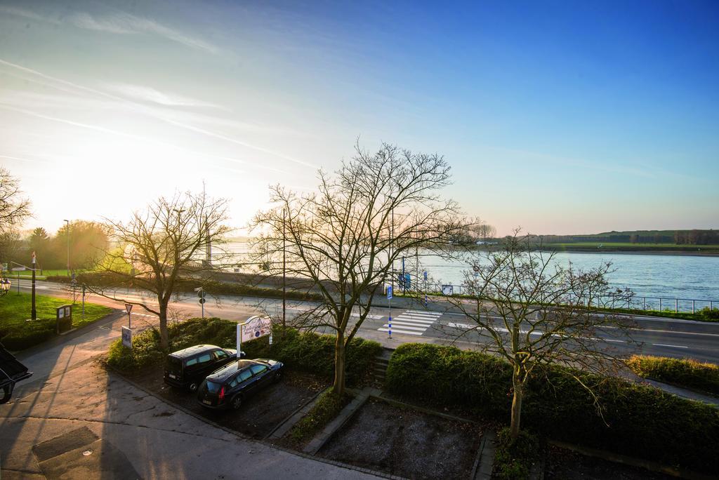 Hotel & Restaurant Zum Vater Rhein Monheim am Rhein Szoba fotó